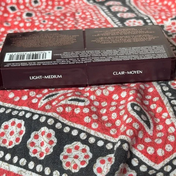 Charlotte Tilbury Filmstar Bronze & Glow - Picture 3 of 3